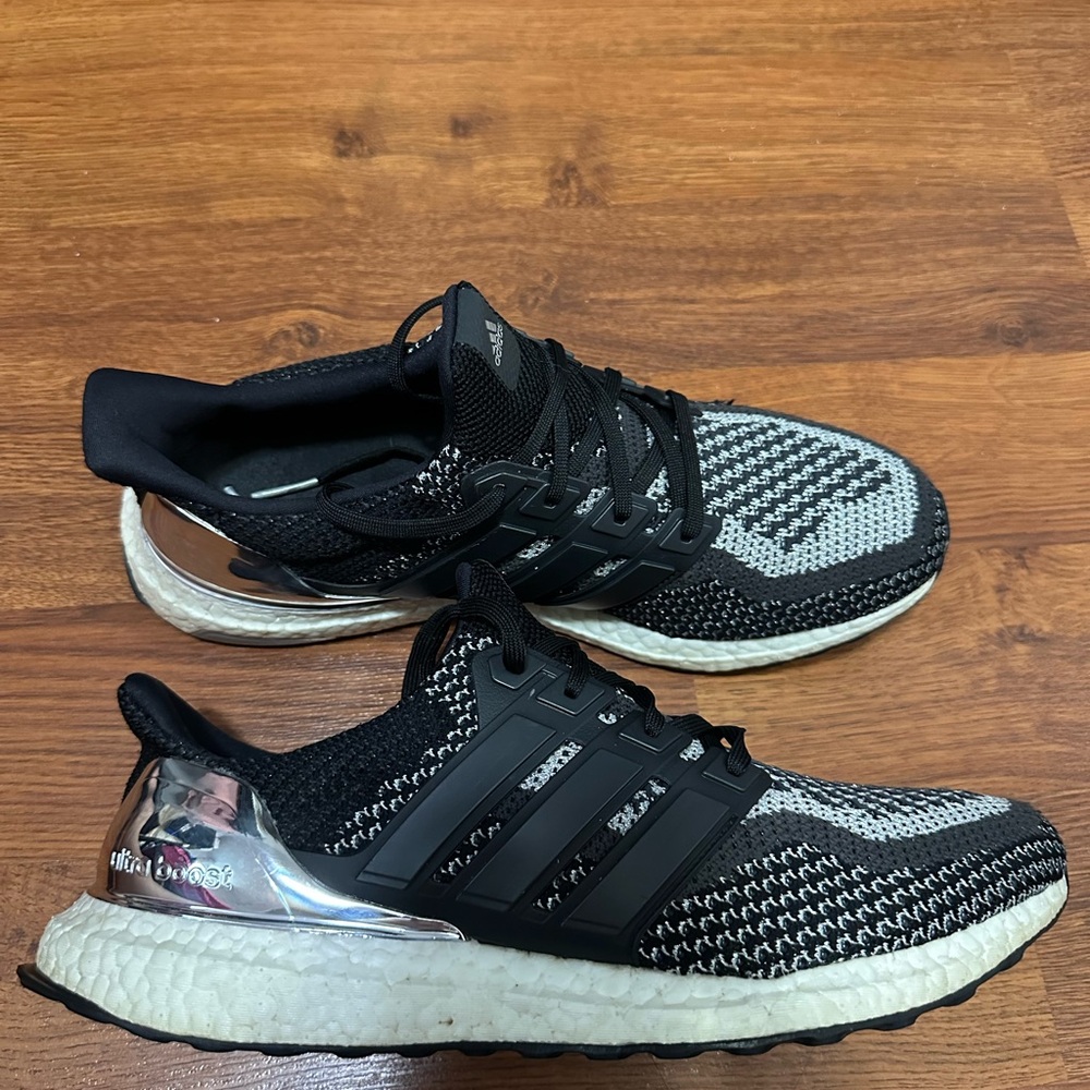 Adidas Ultraboost Silver Medal size 10 mens